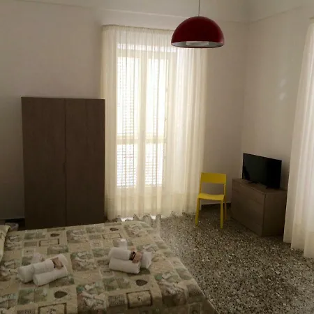 Zia Iaia Nocleg ze śniadaniem Siderno