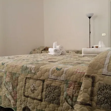 לינה וארוחת בוקר Zia Iaia Siderno