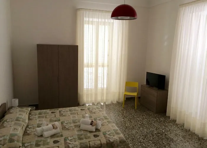 Zia Iaia Alojamento de Acomodação e Pequeno-almoço Siderno